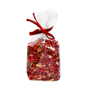 Roter Pfeffer mit Rosenblüten