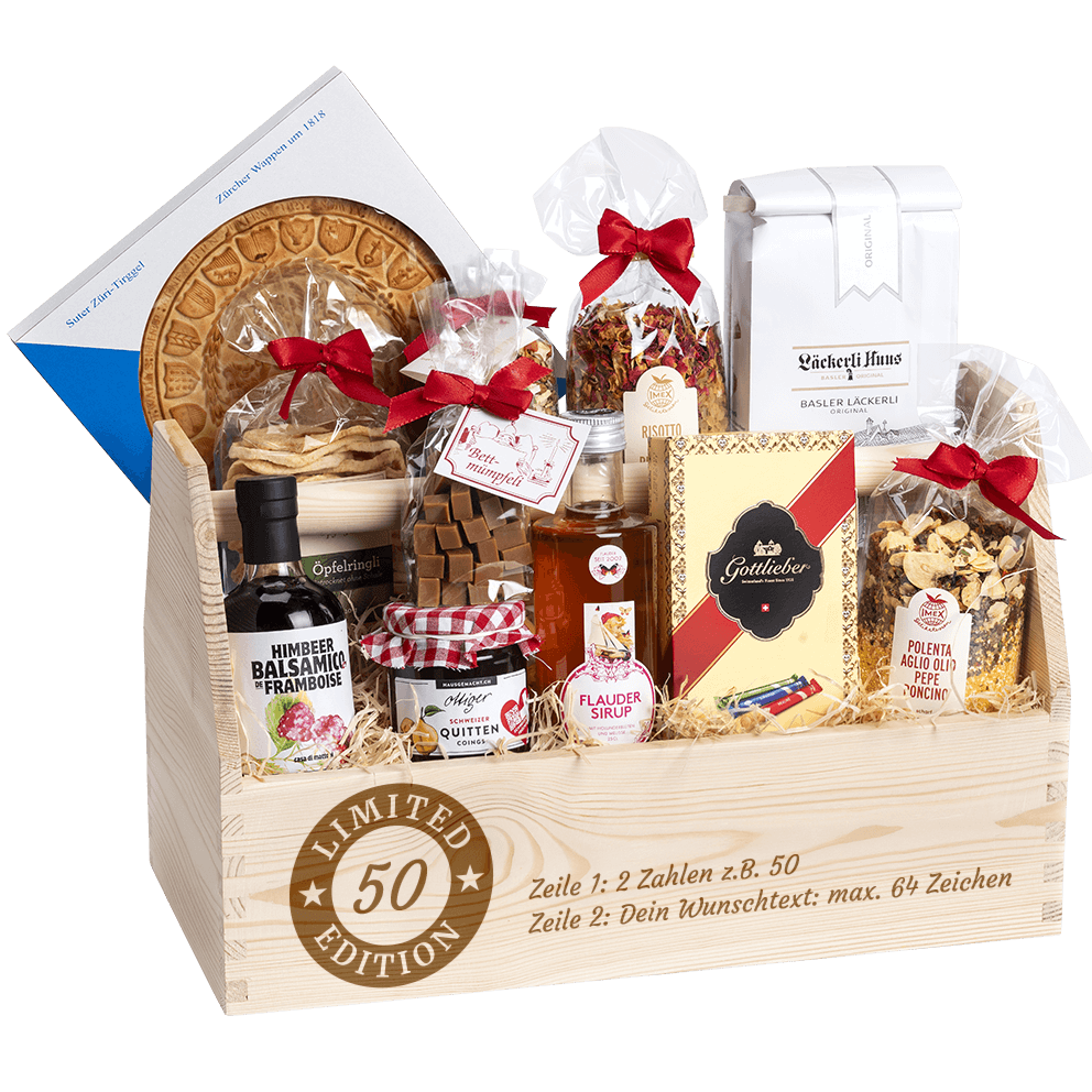Geschenkkorb graviert mit Logo "Limited Edition" und gefüllt mit feinen regionalen Spezialitäten.  Das Ideale Geschenk zum Geburtstag. 